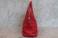 Load image into Gallery viewer, HERMES BOLIDE 35 Clemence leather Rouge casaque □Q Engraving Shoulder bag 700100238
