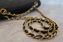 画像をギャラリービューアに読み込む, CHANEL/シャネル マトラッセWフラップWチェーンショルダーバッグ ラムスキン ブラック/ゴールド金具 ショルダーバッグ 700080083
