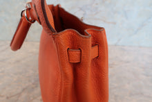 画像をギャラリービューアに読み込む, HERMES／エルメス ケリー32 トリヨンクレマンス オレンジ □M刻印 ショルダーバッグ 800010066
