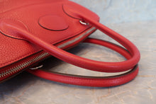 Load image into Gallery viewer, HERMES BOLIDE 35 Clemence leather Rouge casaque □Q Engraving Shoulder bag 700100238
