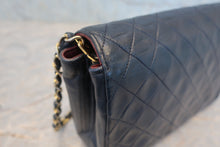 将图片加载到图库查看器，CHANEL/香奈儿 CF 链条包 羊皮 Navy/Gold hadware(藏蓝色/金色金属) 肩背包 80002047
