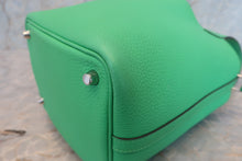 Load image into Gallery viewer, HERMES PICOTIN LOCK PM Clemence leather Vert comics U Engraving Hand bag 700100197
