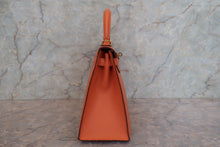 Load image into Gallery viewer, HERMES KELLY 28 Epsom leather Mango □P Engraving Shoulder bag 700120070
