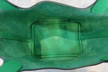 Load image into Gallery viewer, HERMES PICOTIN LOCK PM Clemence leather Vert comics U Engraving Hand bag 700100197
