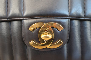 CHANEL/シャネル マドモアゼルチェーンショルダーバッグ ラムスキン ブラック/ゴールド金具 ショルダーバッグ 700080084