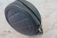 Load image into Gallery viewer, CHANEL Matelasse round chain shoulder bag Caviar skin Green/Rainbow hadware Shoulder bag 800050119
