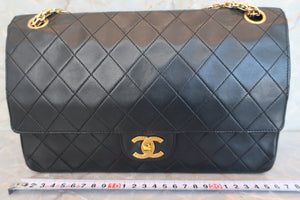 CHANEL Matelasse double flap chain shoulder bag Lambskin Black/Gold hadware Shoulder bag 600040121
