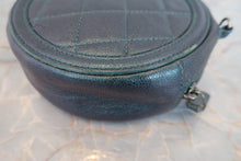 Load image into Gallery viewer, CHANEL Matelasse round chain shoulder bag Caviar skin Green/Rainbow hadware Shoulder bag 800050119
