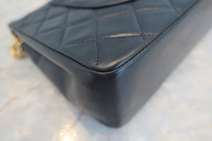 CHANEL/シャネル マトラッセWフラップWチェーンショルダーバッグ ラムスキン ネイビー/ゴールド金具 ショルダーバッグ 700070085