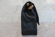 Load image into Gallery viewer, CHANEL Matelasse double flap chain shoulder bag Lambskin Black/Gold hadware Shoulder bag 600040121
