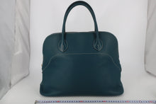 Load image into Gallery viewer, HERMES BOLIDE RELAX 40 Novillo leather Colvert T Engraving Hand bag 800090086
