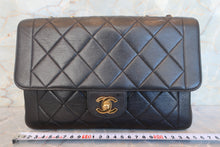 画像をギャラリービューアに読み込む, CHANEL/シャネル マトラッセチェーンショルダーバッグ ラムスキン ブラック/ゴールド金具 ショルダーバッグ 700080078
