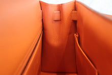 Load image into Gallery viewer, HERMES KELLY 28 Epsom leather Mango □P Engraving Shoulder bag 700120070
