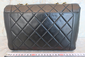 CHANEL/シャネル マトラッセシングルフラップチェーンショルダーバッグ ラムスキン ブラック/ネイビー/ゴールド金具 ショルダーバッグ 600040134