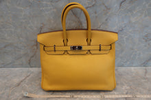 Load image into Gallery viewer, HERMES BIRKIN 25 Swift leather Soleil □M Engraving Hand bag 500110115
