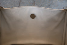 将图片加载到图库查看器，HERMES LINDY 34 Clemence leather White □O刻印 Shoulder bag 600080104
