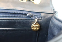 将图片加载到图库查看器，CHANEL/香奈儿 CF 单盖 链条包 羊皮 Black/Navy/Gold hadware(黑色/藏蓝色/金色金属) 肩背包 600040134
