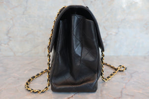 CHANEL Matelasse Double Face chain shoulder bag Lambskin Black/Gold hadware Shoulder bag 600070067