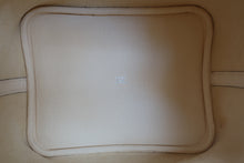 Load image into Gallery viewer, HERMES／エルメス ピコタンロックＭＭ トリヨンクレマンス ナタ Y刻印 ハンドバッグ 700120085
