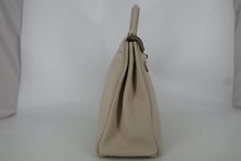 Load image into Gallery viewer, HERMES KELLY 32 Clemence leather Craie A Engraving Hand bag 800100038
