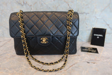 Load image into Gallery viewer, CHANEL Matelasse Double Face shoulder bag Lambskin Black/Gold hadware Shoulder bag 800030197
