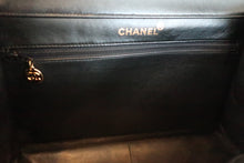 Load image into Gallery viewer, CHANEL Matelasse Double Face chain shoulder bag Lambskin Black/Gold hadware Shoulder bag 600070067
