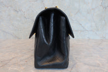 Load image into Gallery viewer, CHANEL Matelasse Double Face shoulder bag Lambskin Black/Gold hadware Shoulder bag 800030197
