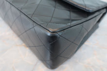Load image into Gallery viewer, CHANEL Matelasse chain shoulder bag Lambskin Black/Gold hadware Shoulder bag 800050091
