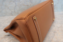 Load image into Gallery viewer, HERMES BIRKIN 35 Graine Couchevel leather Gold □D Engraving Hand bag 700100169
