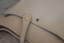 画像をギャラリービューアに読み込む, HERMES／エルメス エブリン3ＰＭ トリヨンクレマンス べトン A刻印 ショルダーバッグ 800080106
