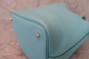 HERMES PICOTIN LOCK TOUCH MM Clemence leather/Swift leather Blue atoll T刻印 Hand bag 600040174