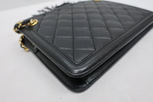 将图片加载到图库查看器，CHANEL/香奈儿 CF 流苏 链条 肩背包 羊皮 Black/Gold hadware(黑色/金色金属) 肩背包 700100207
