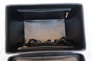 CHANEL/シャネル ビコローレバニティ ラムスキン ブラック/ゴールド金具 バニティ 700090159