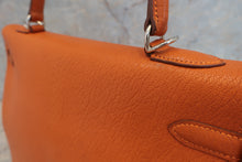 Load image into Gallery viewer, HERMES KELLY 35 Chevre myzore goatskim Orange □H Engraving Shoulder bag 600080135
