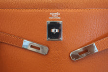 Load image into Gallery viewer, HERMES KELLY 35 Chevre myzore goatskim Orange □H Engraving Shoulder bag 600080135
