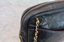 Load image into Gallery viewer, CHANEL Matelasse chain shoulder bag Lambskin Black/Gold hadware Shoulder bag 800050113
