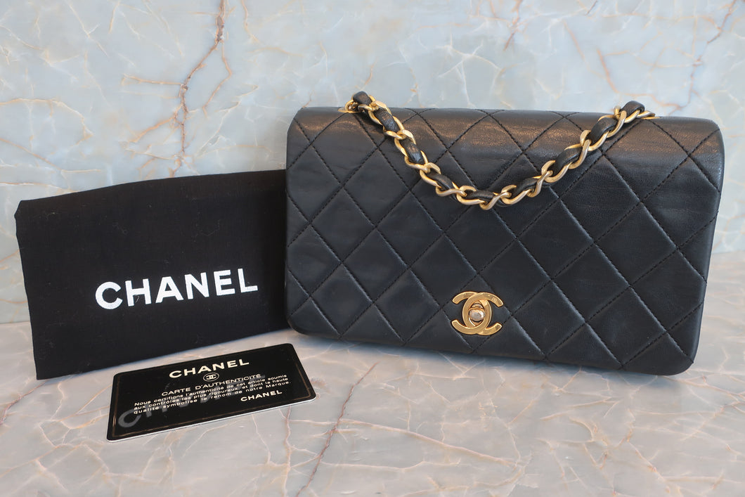 CHANEL/香奈儿 CF 链条包 羊皮 Black/Gold hadware(黑色/金色金属) 肩背包  600100208