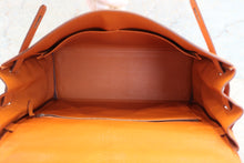 Load image into Gallery viewer, HERMES KELLY 35 Chevre myzore goatskim Orange □H Engraving Shoulder bag 600080135
