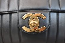 画像をギャラリービューアに読み込む, CHANEL/シャネル マドモアゼルチェーンショルダーバッグ ラムスキン ブラック/ゴールド金具 ショルダーバッグ 700090164
