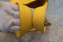 Load image into Gallery viewer, HERMES PICOTIN LOCK MM Clemence leather Jaune de naples D Engraving Hand bag 700120056
