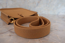 Load image into Gallery viewer, HERMES  EVELYNE TPM Clemence leather Biscuit Z Engraving Shoulder bag 700030185
