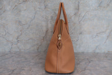 Load image into Gallery viewer, HERMES BOLIDE 35 Graine Couchevel leather Natural 〇W Engraving Shoulder bag 500080088
