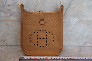 HERMES  EVELYNE TPM Clemence leather Biscuit Z Engraving Shoulder bag 700030185