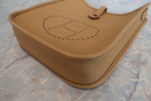 Load image into Gallery viewer, HERMES  EVELYNE TPM Clemence leather Biscuit Z Engraving Shoulder bag 700030185
