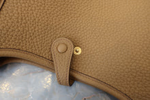 Load image into Gallery viewer, HERMES  EVELYNE TPM Clemence leather Biscuit Z Engraving Shoulder bag 700030185
