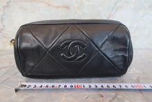 画像をギャラリービューアに読み込む, CHANEL/シャネル ココマークフリンジチェーンショルダーバッグ ラムスキン ブラック/ゴールド金具 ショルダーバッグ 700100218
