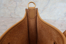 Load image into Gallery viewer, HERMES  EVELYNE TPM Clemence leather Biscuit Z Engraving Shoulder bag 700030185
