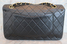 Load image into Gallery viewer, CHANEL Matelasse double flap double chain shoulder bag Lambskin Black/Gold hadware Shoulder bag 600090249
