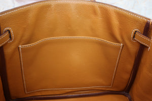HERMES BIRKIN 25  Chevre myzore goatskim Natural sable □I Engraving Hand bag 600040208