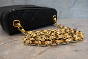 CHANEL/シャネル マトラッセフリンジチェーンショルダーバッグ ラムスキン ブラック/ゴールド金具 ショルダーバッグ 700070089